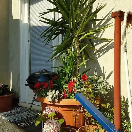 アパート By The Sea